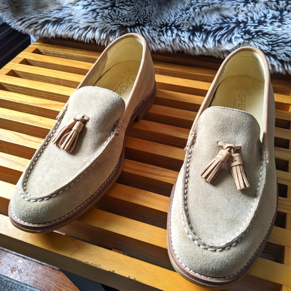Sperry Topsider Suede Tassel Loafer